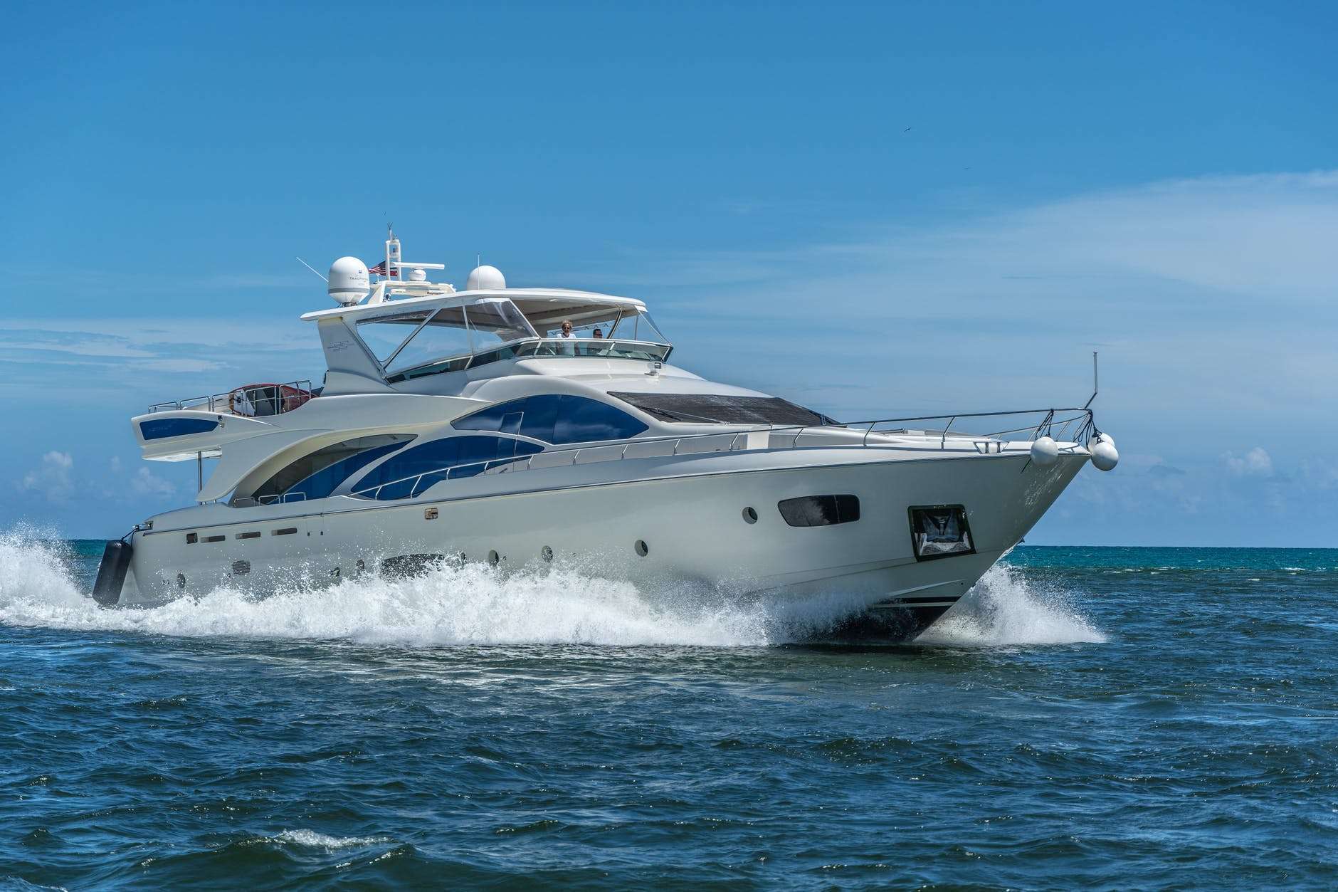 dream yacht charters bahamas