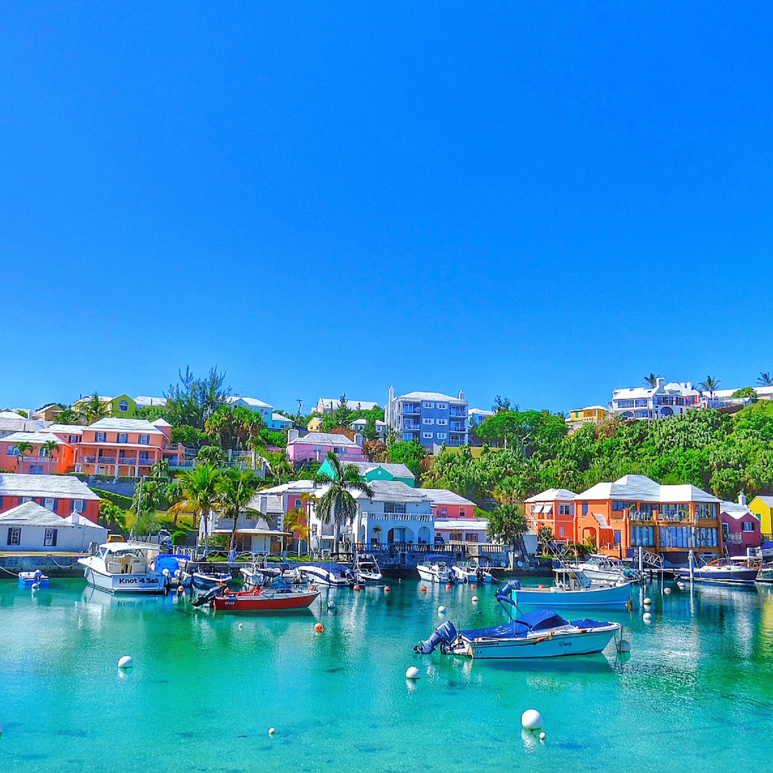 Bermuda - Pink sand beaches and Atlantic waters
